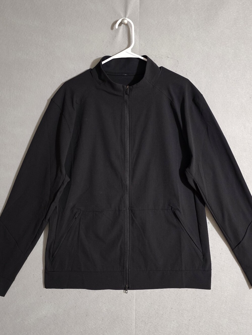 Lululemon Mens Black Airing Easy Full Zip Windbreaker Jacket M4705S Size XL